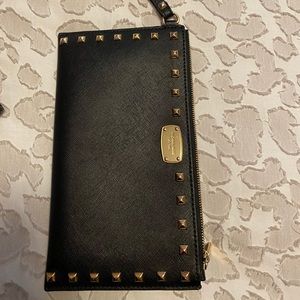 Michael Kors Wristlet wallet AUTHENTIC
